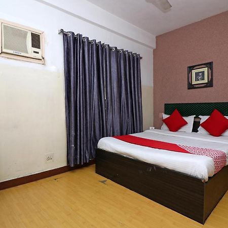 Готель Oyo 4219 Ratnakar Residency Колката Екстер'єр фото
