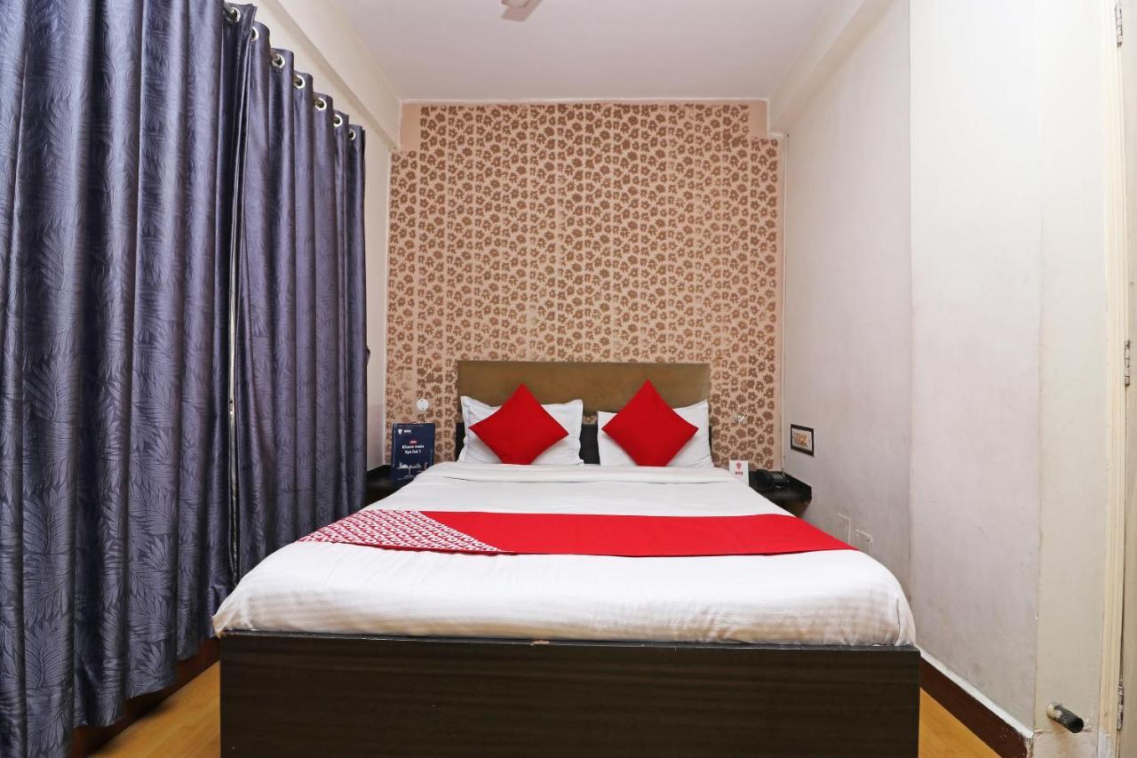Готель Oyo 4219 Ratnakar Residency Колката Екстер'єр фото